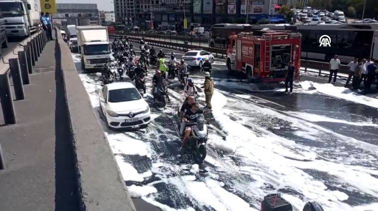 D-100'ün ortasında alev alev yandı! Trafik felç oldu - Resim: 17